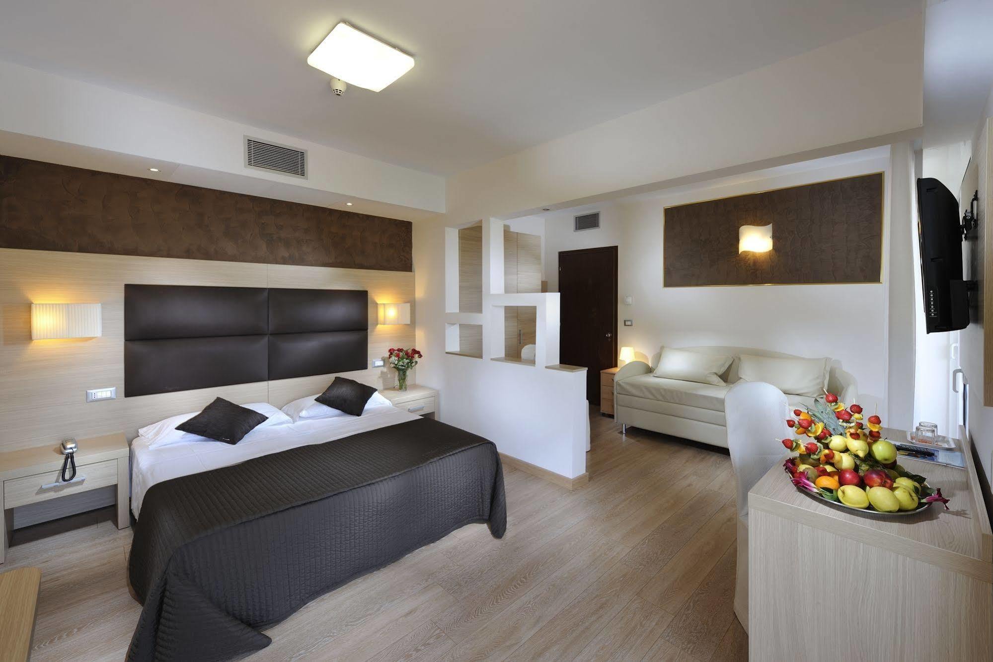ליגננו סביאדורו Hotel Eros מראה חיצוני תמונה