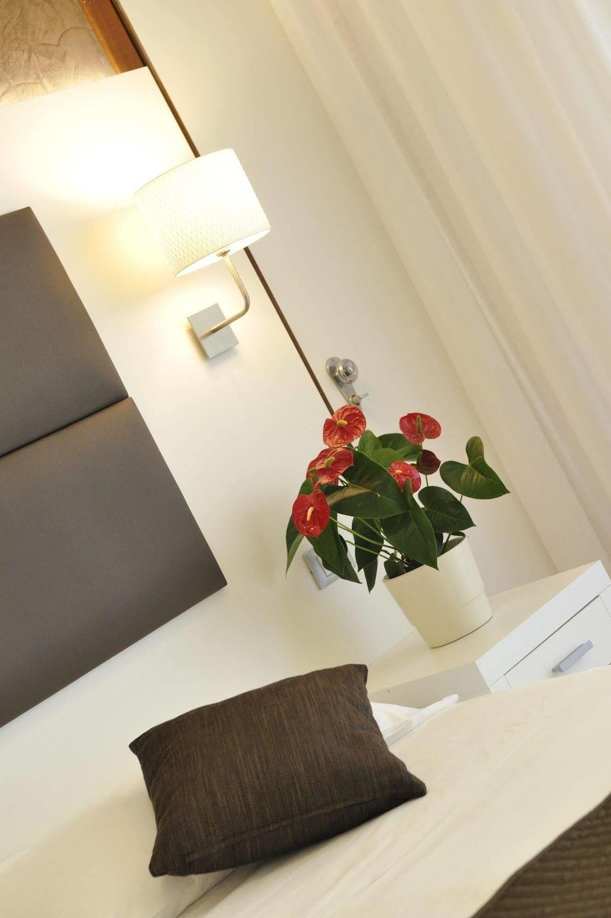 ליגננו סביאדורו Hotel Eros מראה חיצוני תמונה